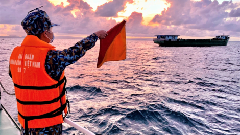 “Lá chắn thép” ngăn chặn dịch Covid-19 trên vùng biển Tây Nam