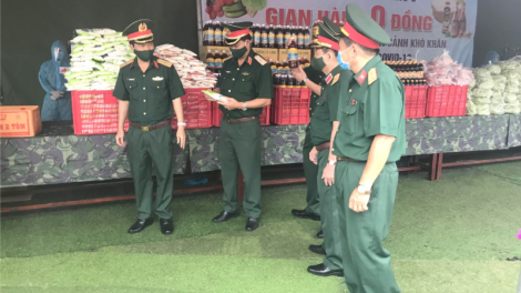 LLVT Quân khu 9 đưa gian hàng “0 đồng” đến với người nghèo