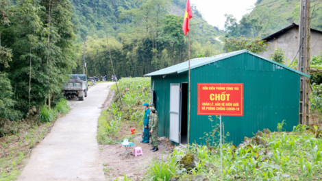 Chốt chặn chống dịch trên biên giới