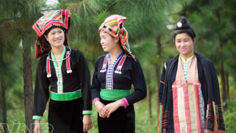 Ngôi nhà sàn truyền thống của người Kháng