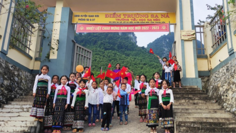 Chung tay cùng ngành giáo dục