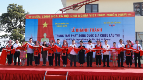 Sóng phát thanh VOV với đồng bào chiến sĩ vùng biên giới