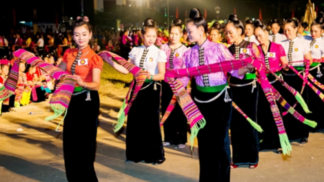 Xòe - Sáng tạo của đồng bào Thái
