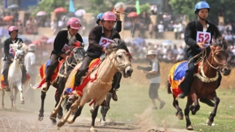 Có Vàng A Vạng ziêm Đông Sang xía, Mộc Châu guyển….ghez zàng in inz thứ 5 hoi 3/7/2014