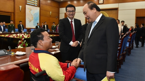 Ngế pro xiâm hnê ngăn tơnêi têa trâm 10 ngế hơnăm ối nếo ki rơkê​​