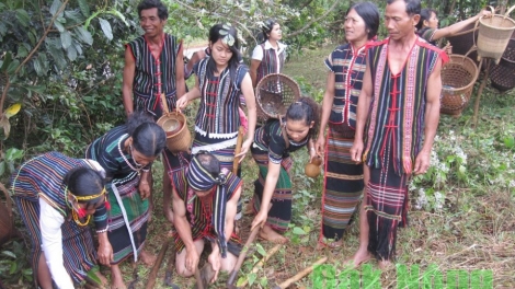 Hiâm tuăn ‘nâi rak vế ngăn tơnêi tíu dêi hdroâng M’nông​​