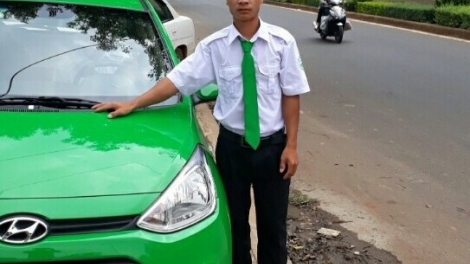 Gia Lai: Ngế vê rơxế taxi mơdrếo ăm dêi tơmối 110 rơtuh liăn​​