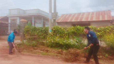 Y Arôn –Kăn dêi khu droh rơtăm M’nông kơhnâ [ă tơdroăng cheăng