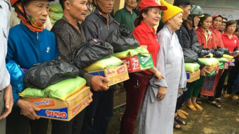 Dak Lak: Mơhnhôk kum 44.000 kơxuô kế tơmeăm diâp ăm mâu ngế kơtiê hdrối hâi Têt