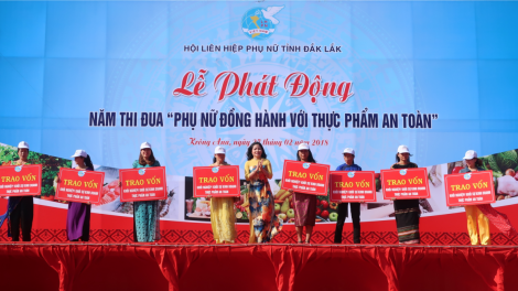 Dak Lak: Vâi kơdrâi rơtế [ă tơdroăng ki krúa le\m kế kâ