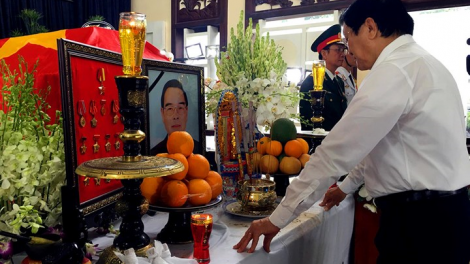 Kơdrâm mơngế briê lo têa mâ lăm pôu ngăn Pôa Phan Văn Khải, Ngế pro xiâm hnê ngăn tơnêi têa hneăng hdrối
