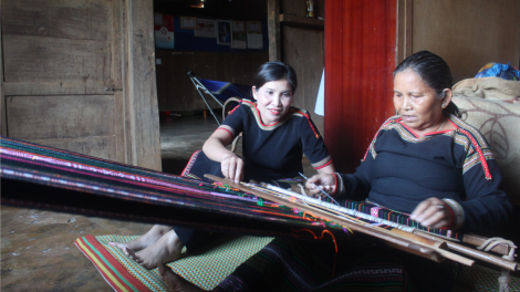 }uôr Dăng – Rak vế túa le\m tro – Mơdêk tơdroăng rêh kâ ối tuăn mơno rơkê ple\ng