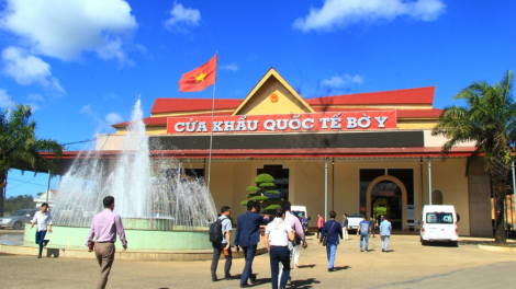Kon Tum: Krá tơniăn kơpong tơnêi troăng pái hơlâ tíu tơkăng kong