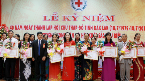 Dak Lak tơbâ 40 hơnăm mơjiâng Khu lo to\ng veăng