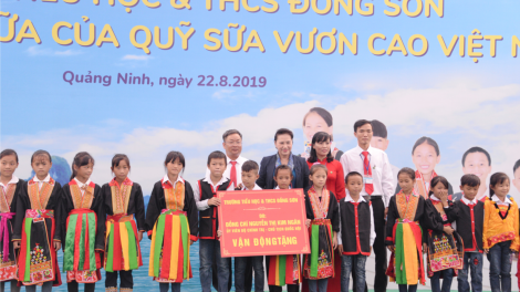 Kăn xiâm hnê ngăn Kuo#k ho#i veăng leh bruô tơmeăm ăm hngêi trung a Quảng Ninh