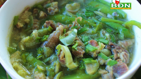 Kơchâi hrốu dêi mơngế Rơđế