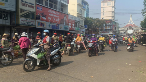 Kuăn pơlê a Plei Ku ôh tá vâ hmâng tơdroăng ki klâ ối krê pơlê pơla