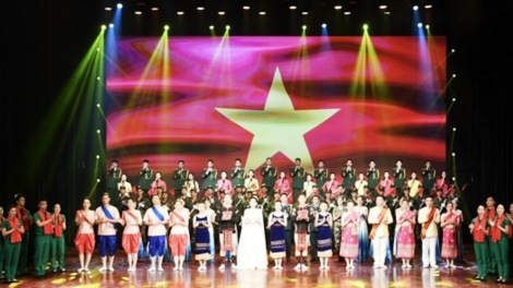 Um ‘’Mô đo#i Pôa Hồ’’ tung pêi mơhno túa le\m tro, nge# thuât [a\ hlá tơbeăng