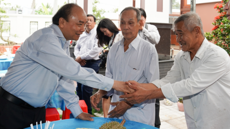 Ngế pro xiâm hnê ngăn tơnêi têa séa ngăn tơdroăng hơ’leh pêi chiâk a Tiền Giang