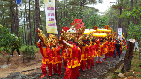 Tây Nguyên koh mơnê xiâm kối jâ pôa, hdroâng hdrê