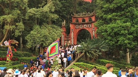 Mơdĭng Tíu xối tơbâ Pơtáu Hùng