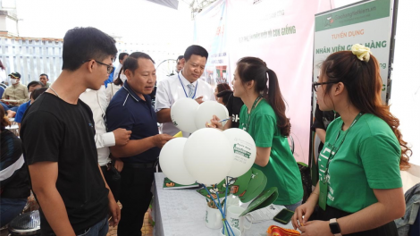 Kon Tum: Lối 3 rơpâu tơdroăng cheăng pêi tung Hâi cheăng pêi ƀă pơxiâm vâ pêi cheăng