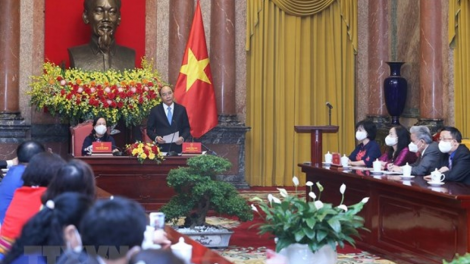 Pôa Nguyễn Xuân Phúc, Kăn xiâm hnê ngăn tơnêi têa trâm mâ mâu kăn hơnăm hiăng krâ