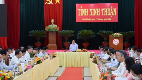 Ngế pro xiâm hnê ngăn tơnêi têa pêi cheăng ƀă Kăn xiâm hnê ngăn kong pơlê Ninh Thuận