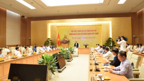 Pôa Phạm Minh Chính, Ngế pro xiâm hnê ngăn tơnêi têa trâm mâ mâu kơ koan cheh hlá tơbeăng