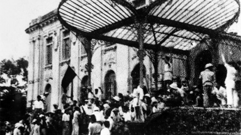 Kăch măng Khế tơheăm ƀă tơdroăng hriâm loi tơngah kuăn pơlê, nhuô̆m kuăn pơlê