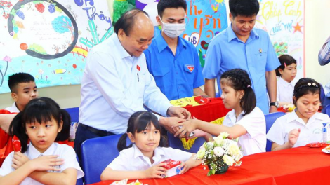 Kăn xiâm hnê ngăn tơnêi têa pơtroh kơthô ăm mâu vâi hdrêng drêng troh Têt Trung thu hơnăm 2022