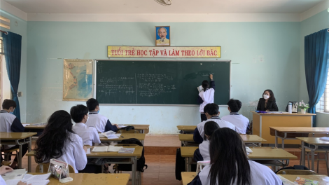 Dak Lak ƀeăn ƀĕng rơkê troăng pêi tơniăn tơdroăng hriâm ăm hok tro lâm 12