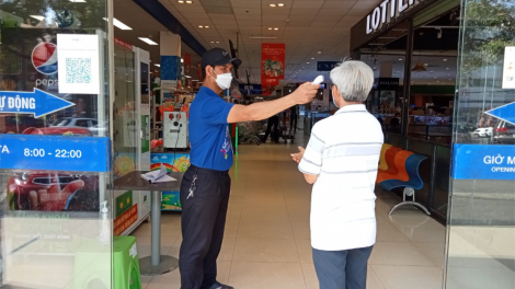 ​  Dak Lak: Mơdêk mâu troăng hơlâ hbrâ mơdât COVID-19 a mâu kơchơ ƀă tíu xiâm tê mơdró