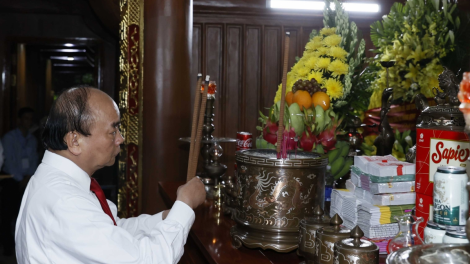 Kăn xiâm hnê ngăn tơnêi têa veăng Leh tơbâ 65 hơnăm hâi Pôa Hồ vêh lăm pôu Quảng Bình