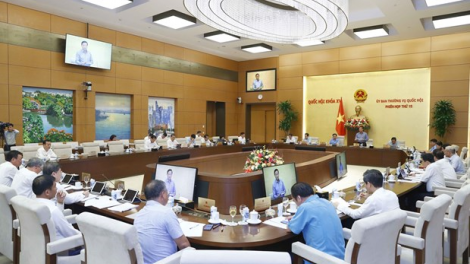 Viƀan pơkuâ Kuô̆k hô̆i hôp séa ngăn tơdroăng pêi pro kơdĭng, hbrâ mơdât mơ’nhê tơmeăm tê kơtê