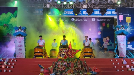 Dak Lak: Djâ Trung thu troh [ă vâi hdrêng kơtiê