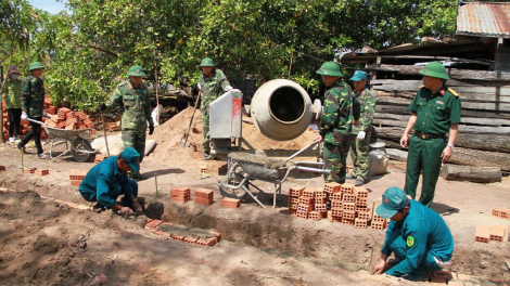 Mơngiơk ngiât  a kơpong tơnêi ki ai to răng [om pro tơ’nhê