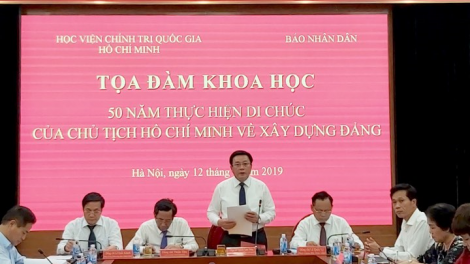 Pơxiâm po hneăng hôp rôh má 36 dêi Vi [an pơkuâ cheăng Kuo#k ho#i