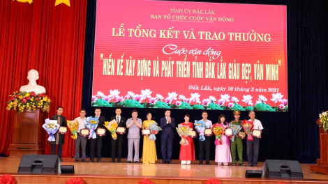 Dak Lak mơgêi roh mơhnhôk “Tăng troăng mơjiâng kong pơlê kro mơdro\ng le\m rơkê”