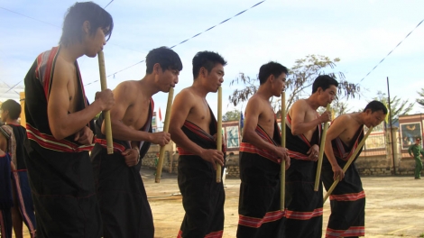 Mơngế Jêh-Triêng a kơpong tơkăng kong Việt Nam-Lếo