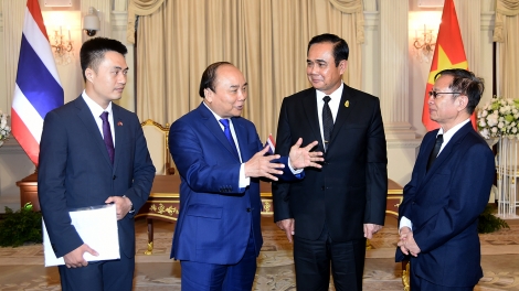 Ngế pro xiâm hnê ngăn tơnêi têa pin tơpui [ă Ngế pro xiâm hnê ngăn kong têa Siam