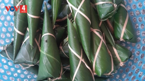 PẺNG “COÓC MÒ” CHANG VẰN KHAI BƯƠN CÚA CẦN TÀY, NÙNG