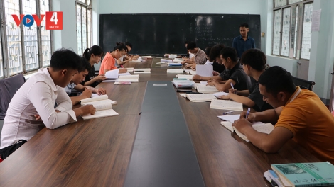 ĐHA ĐHÂM C’MÂR ACOON COH LƯƠT PA BHRỢ OOY K’TIÊC K’RUUNG N’LƠƠNG ĐOỌNG Z’LÂH ĐHA RƯT