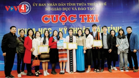 THỪA THIÊN HUẾ: PA DƯR ĐẢNG VIÊN NĂC HỌC SINH ACOON COH