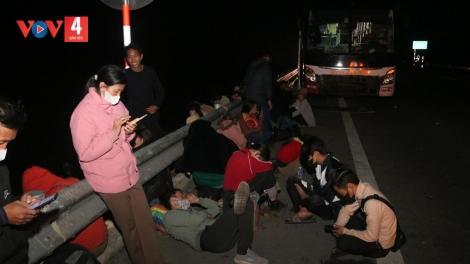 ĐH’NƠC A CHĂC ANHI DIIC ĐIÊL CĂH MÔNG TU BHRÊY TĂH ĐHỊ C’LÂNG LƯƠT ĐƠƠH CAM LỘ - LA SƠN