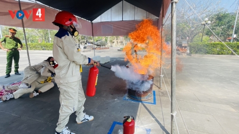 TÂY GIANG, QUẢNG NAM BHRỢ BH’RỢ TR’THI “C’BHUH PR’LOỌNG ĐONG ZÂL CHA GROONG RA ROOH”