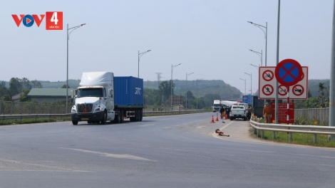 C’BHUH ĐẠI BIỂU QUỐC HỘI TỈNH QUẢNG TRỊ XAY MOON OOY BH’RỢ PAC N’LUUNG C’LÂNG LƯƠT ĐƠƠH CAM LỘ - LA SƠN