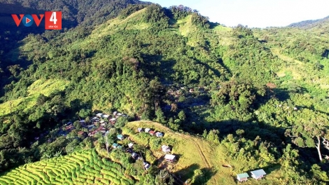 BHRỢ BHA AR C’KIR “BH’RIÊL G’LĂNG OOY BƠƠN BHRỢ, CHOH LÂNG BHRỢ ĐƯƠI SÂM NGỌC LINH”