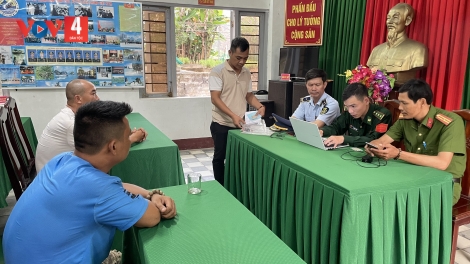 BỘ ĐỘI BIÊN PHÒNG THỪA THIÊN HUẾ COÓP K’ĐHƠỢNG 2 CHA NĂC K’ĐHƠỢNG P’XIÊR XE CHỞ ĐƠƠNG 17 T’CLĂH N’LOONG LẤT XA NAY