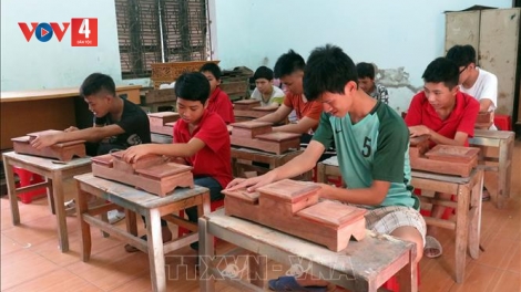 HAANH DEH ĐỢ RÂU CHR’NĂP LIÊM BHLÂNG, PA DƯR CR’NOỌ XA NAY LIÊM CRÊÊ TƯỚC OOY ZẬP NGAI